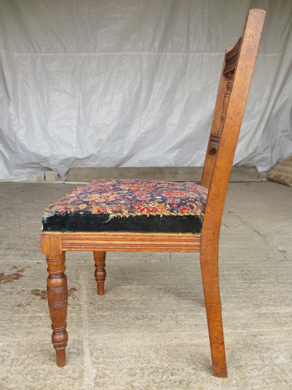 Set of 6 Victorian golden oak arts and crafts dining chairs View XI
