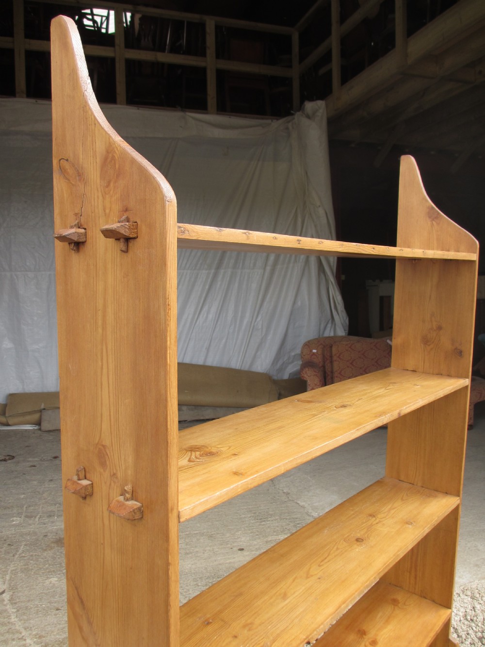 19th century pitch pine standing art and crafts shaped 5 tier bookcase View IV
