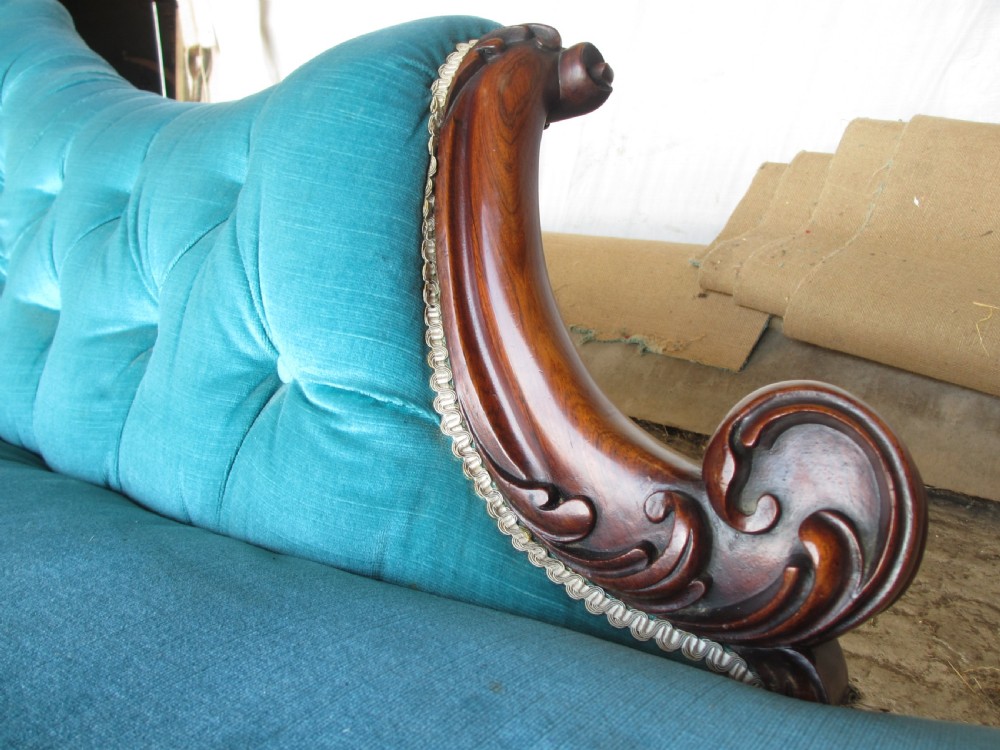 Victorian carved Rosewood chaise longue  View X