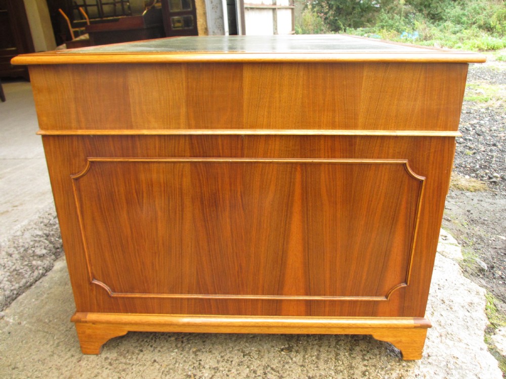 Quality burr and walnut tooled leather desk  View XIV