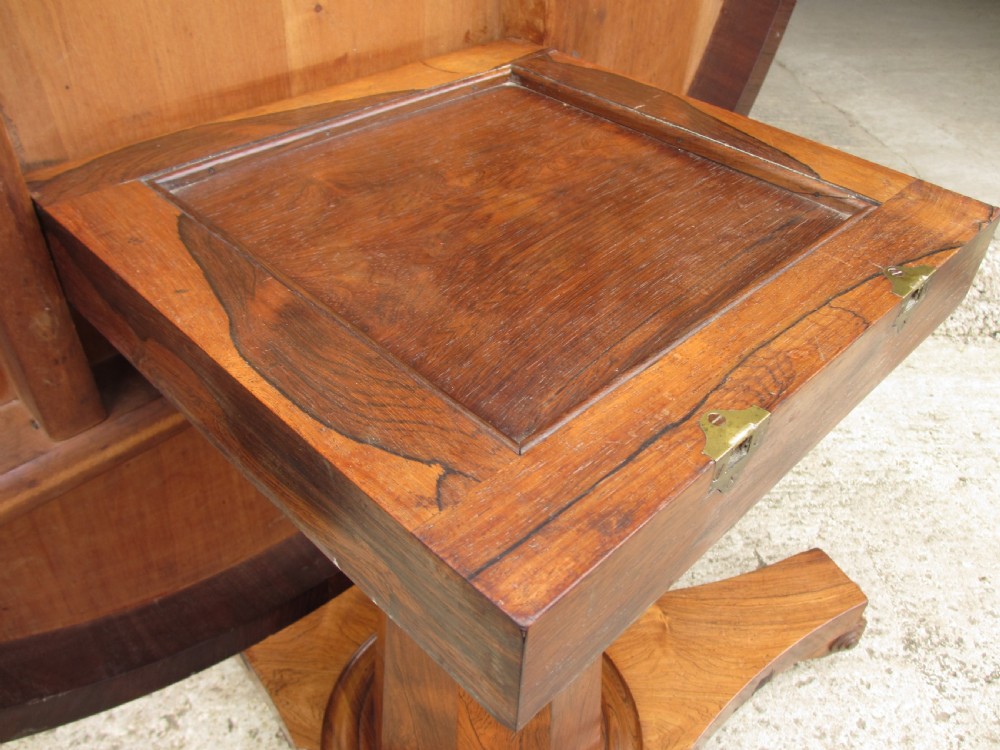 Victorian rosewood circular tilt top breakfast table View II