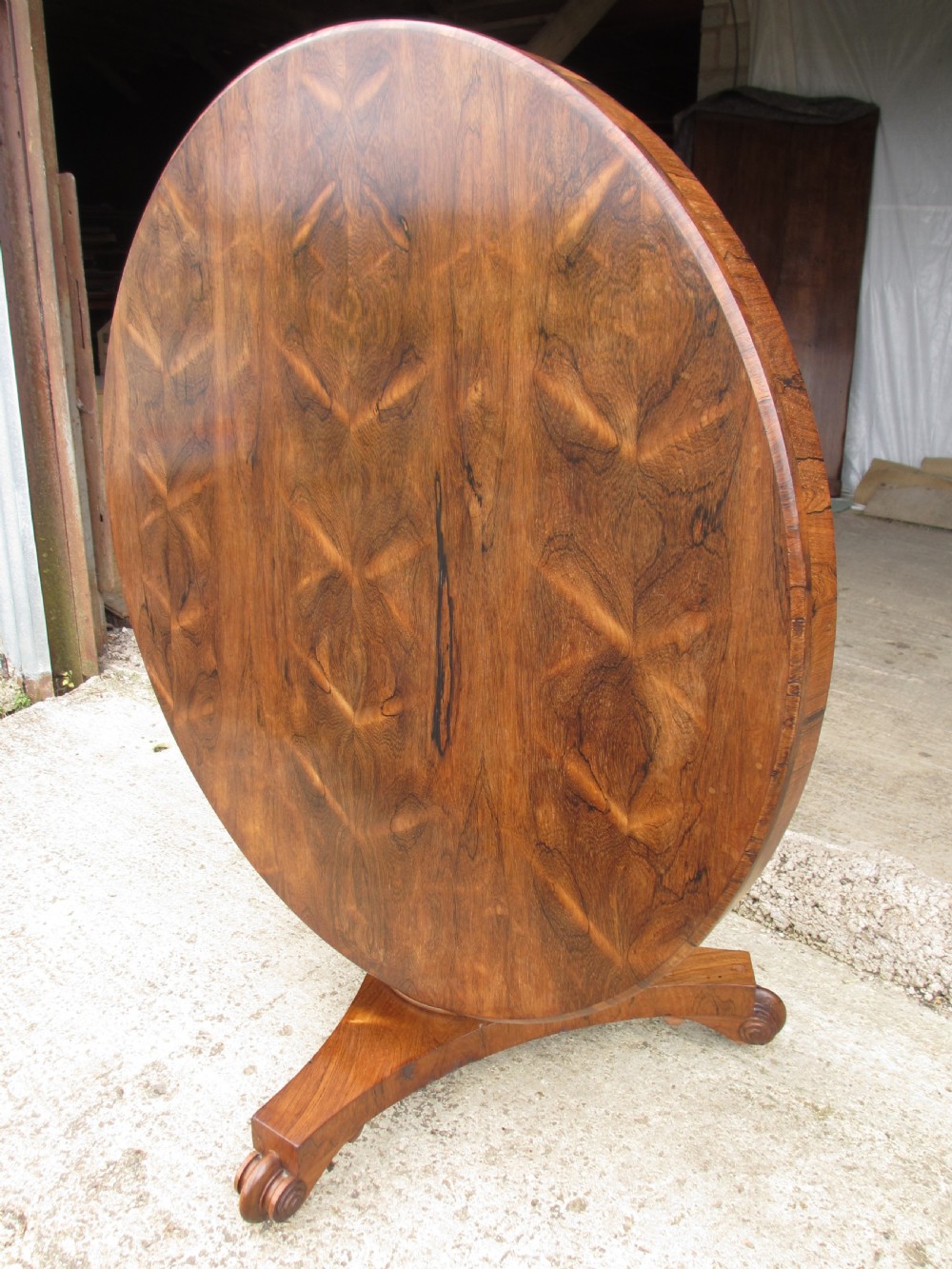 Victorian rosewood circular tilt top breakfast table View XI