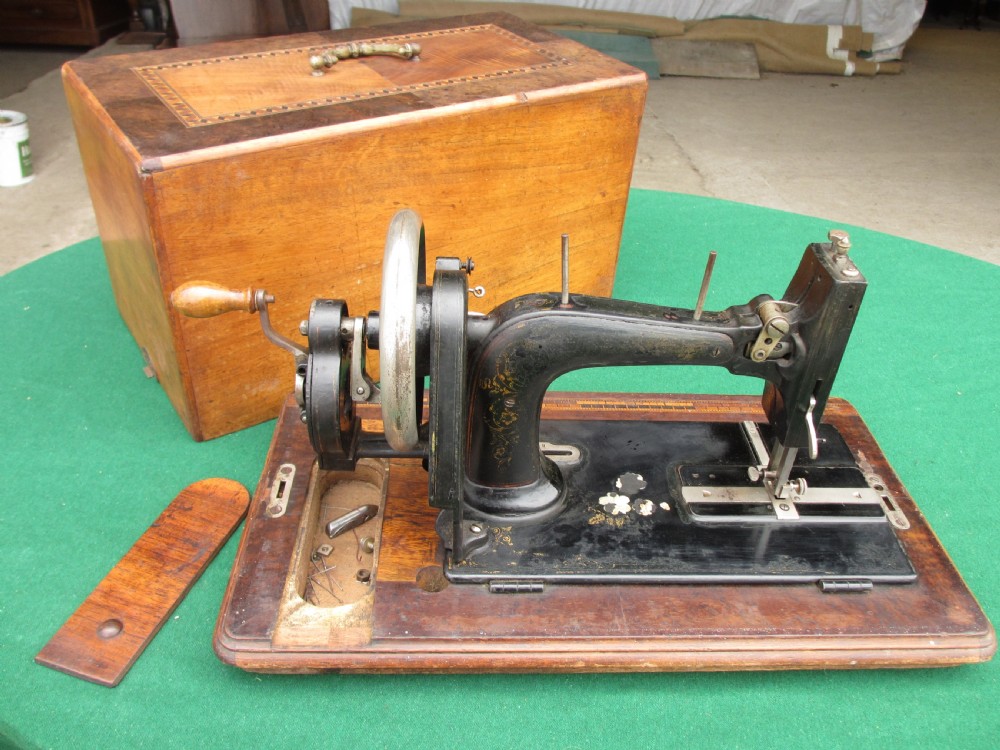 VICTORIAN WALNUT AND TUNBRIDGE INLAID BOXED CASED SEWING MACHINE 