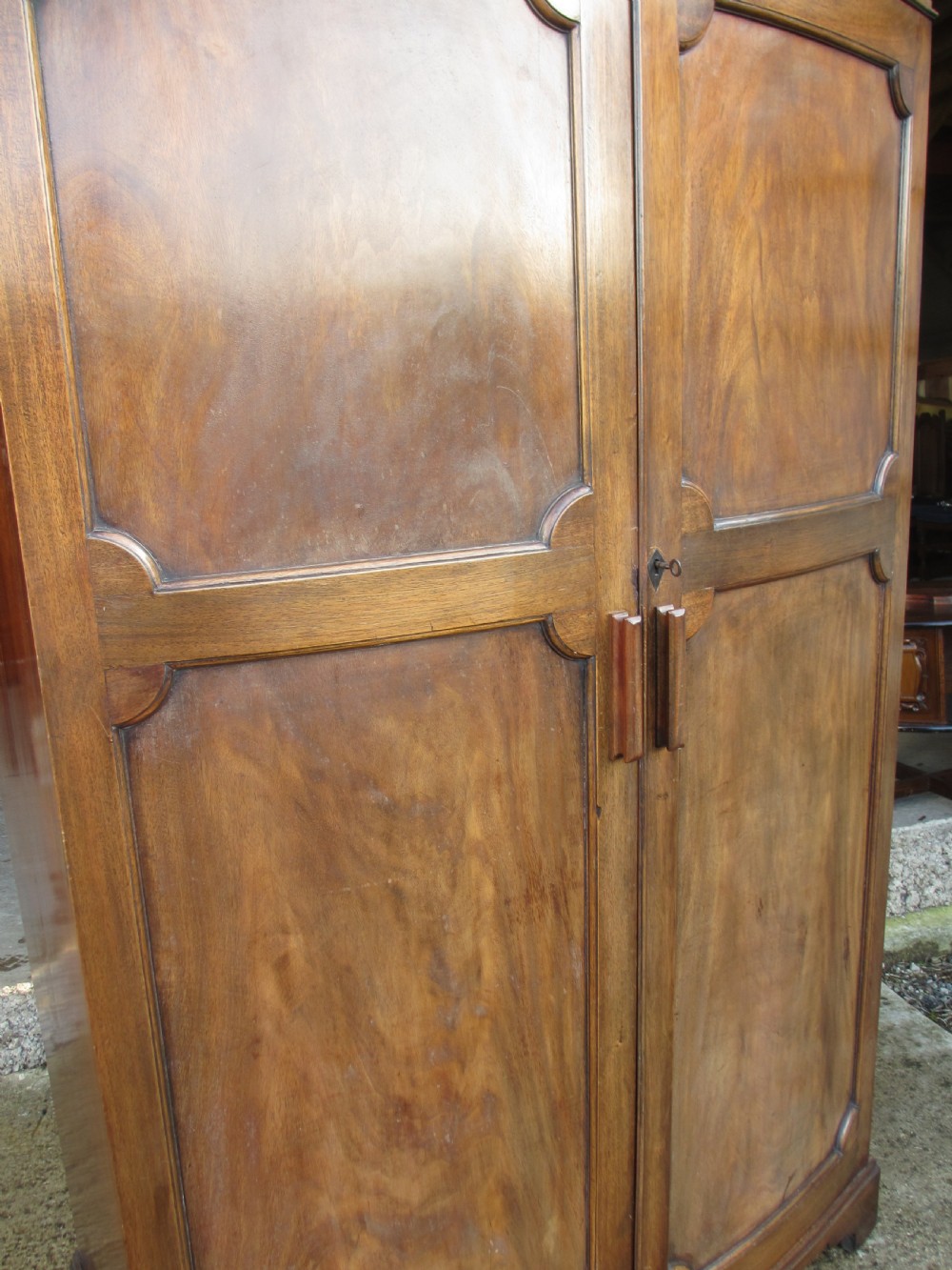 Edwardian Mahogany Bow Panel Front Double Door wardrobe View VIII