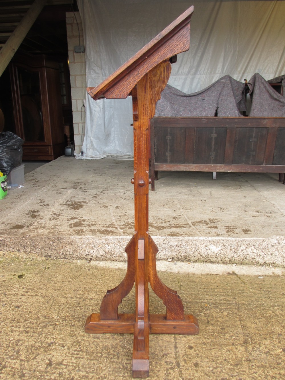 victorian oak standing reading lectern View XI