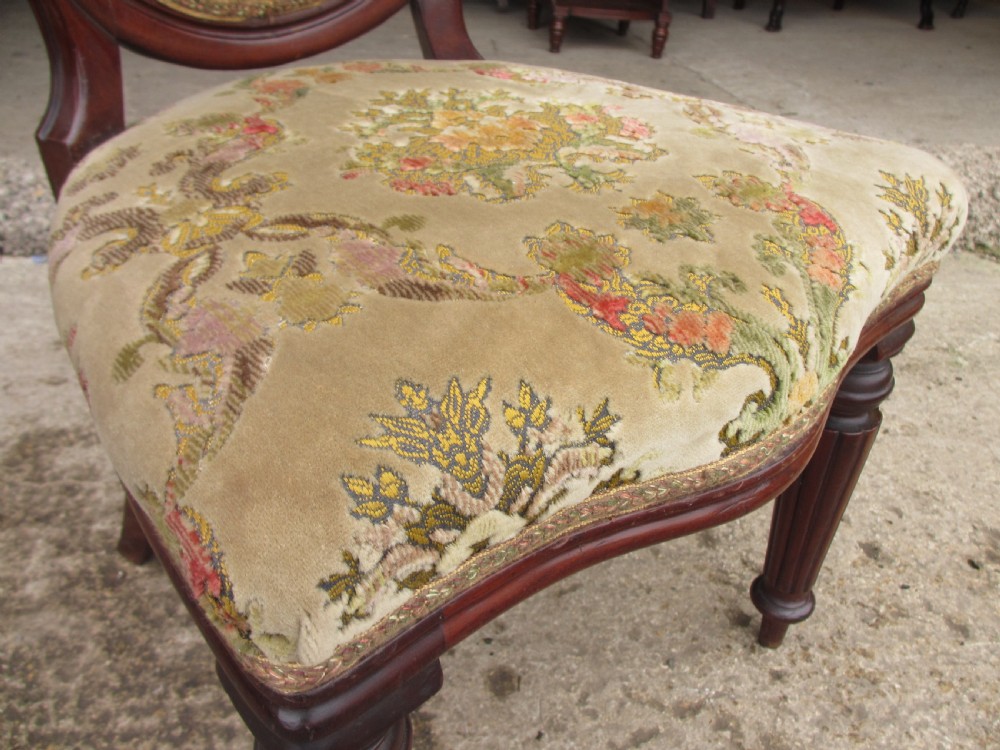 set of 4 victorian mahogany balloon back and upholstered dining chairs View VII