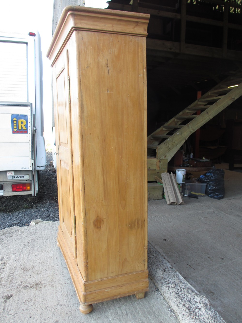 french pine single door collapsible  cupboard wardrobe View XV