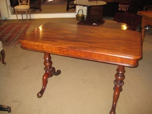Gilllows Library Table