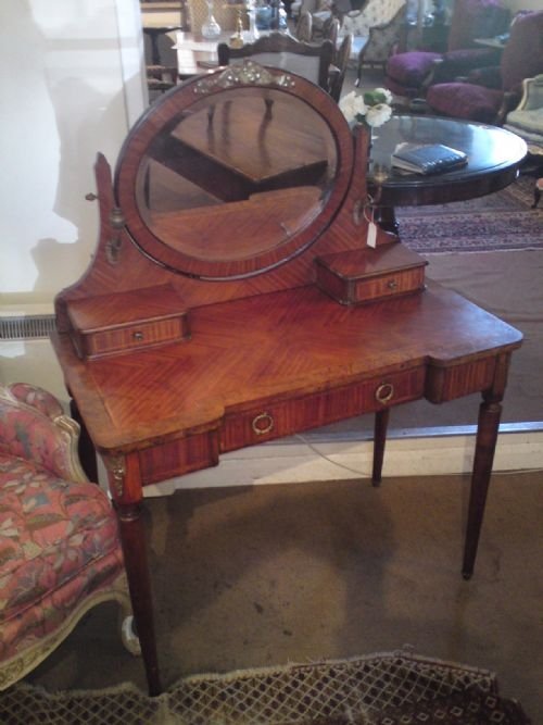 Pretty French Dressing Table