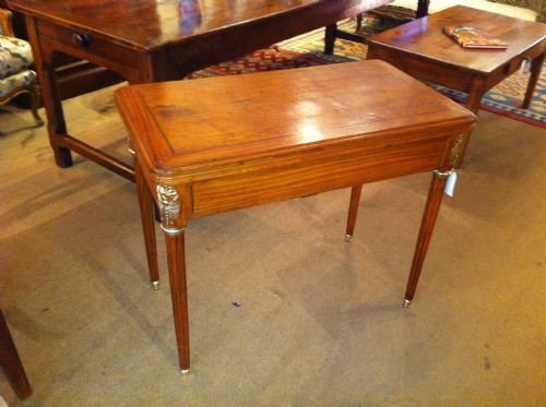 Stain Wood Games Table