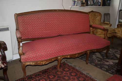 Carved Walnut Canape/settee