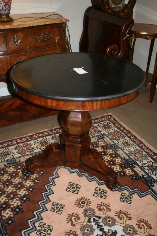 19th Century Mahogany Center Table (Gueridon)