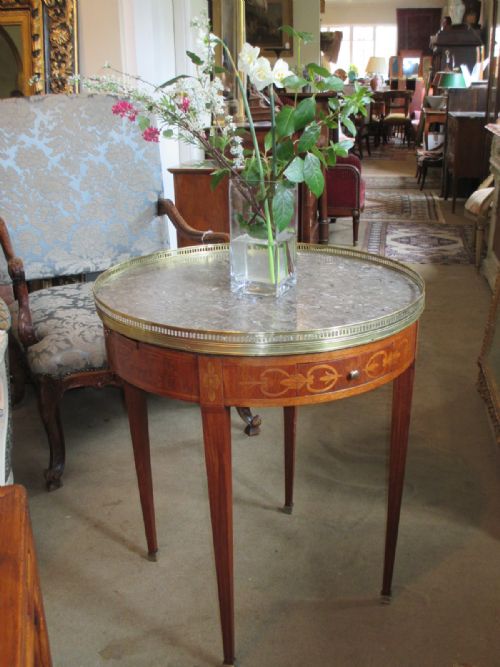 French Bouillotte Table