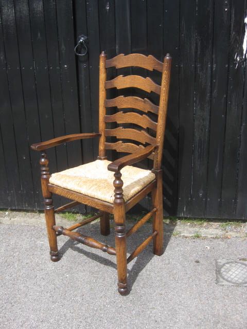 Set of Ladderback Chairs  4 Plus 2