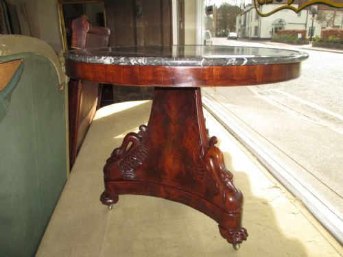 Flame Mahogany Gueridon