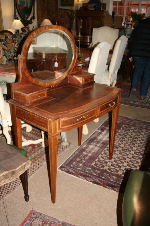 Pretty Inlaid Dressing Table