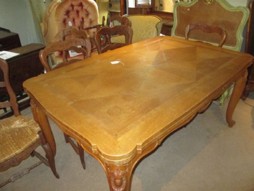 Extending Oak Table