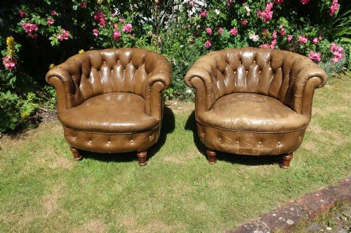 Pair of Button-back Leather Tub Chairs