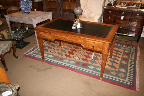 French King Wood Bureau Plat Writing Table