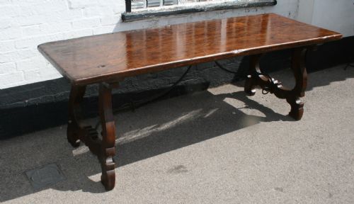 8 Seater Spanish Table