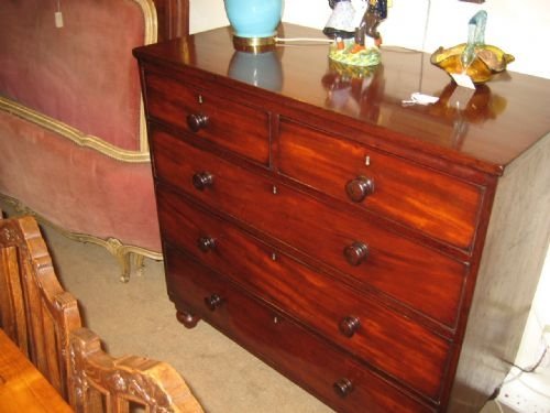 Mahogany Chest of Drawers