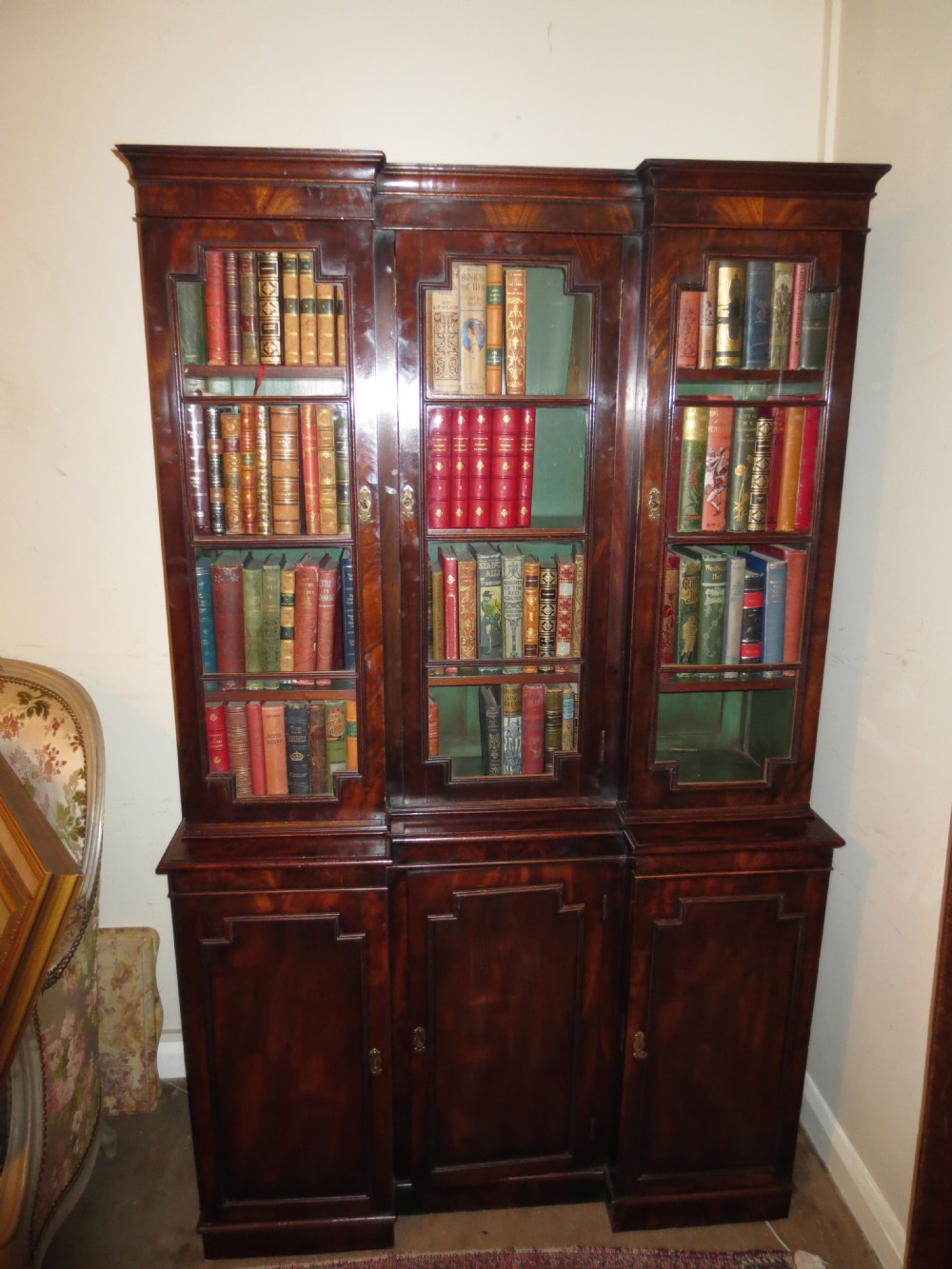 Breakfront bookcase