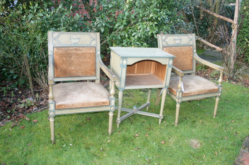 pretty directoire style  set 