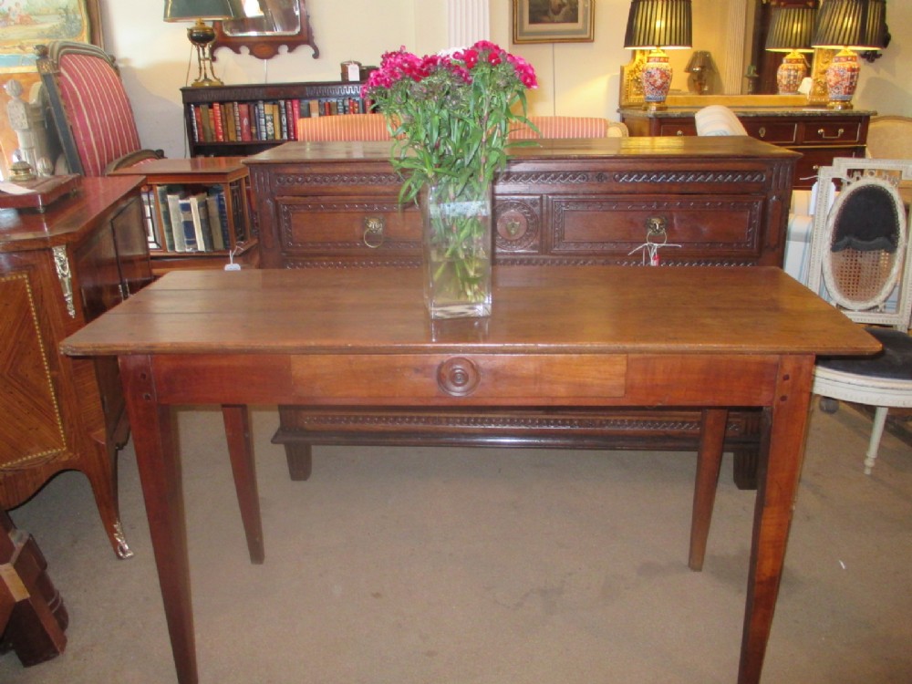 French Cherry-wood side Table