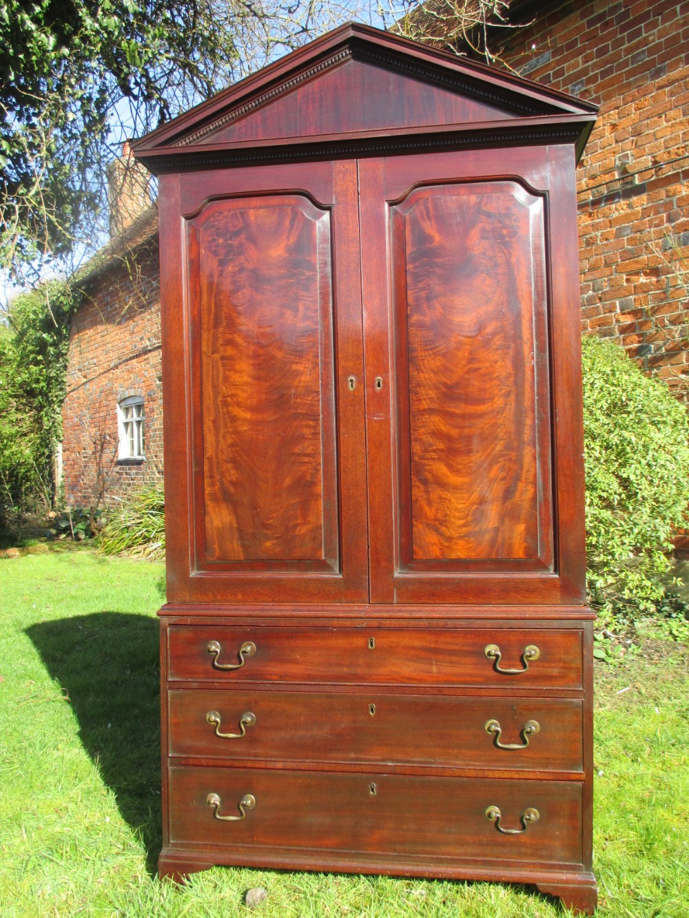 Bookcase on Chest