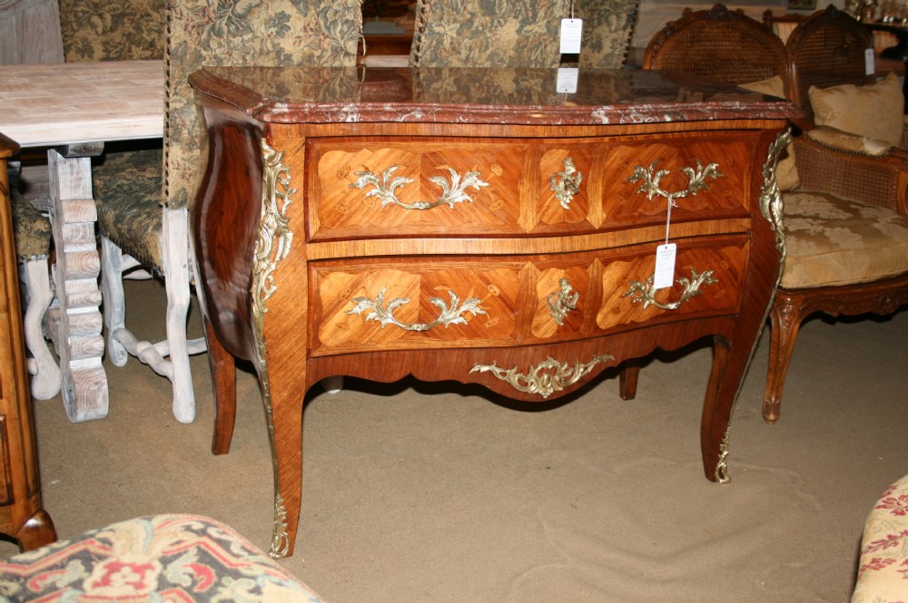 Louis xv style commode 