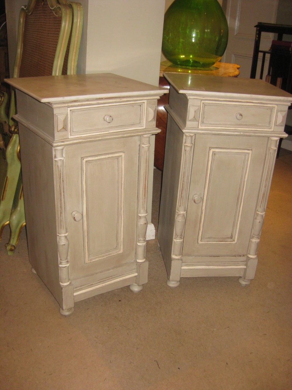 Pair of bedside tables 