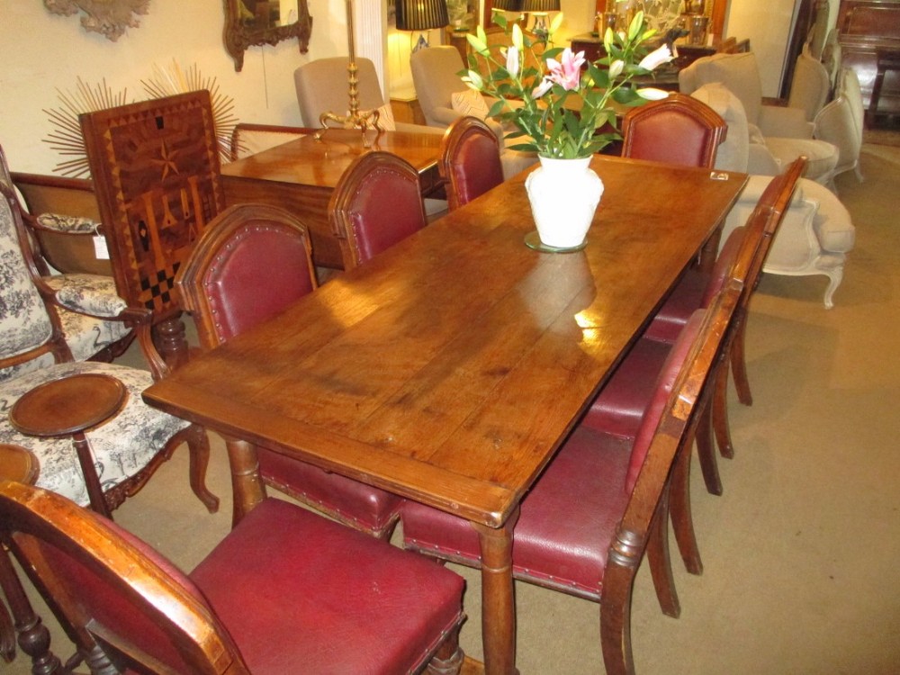 Oak Country Table