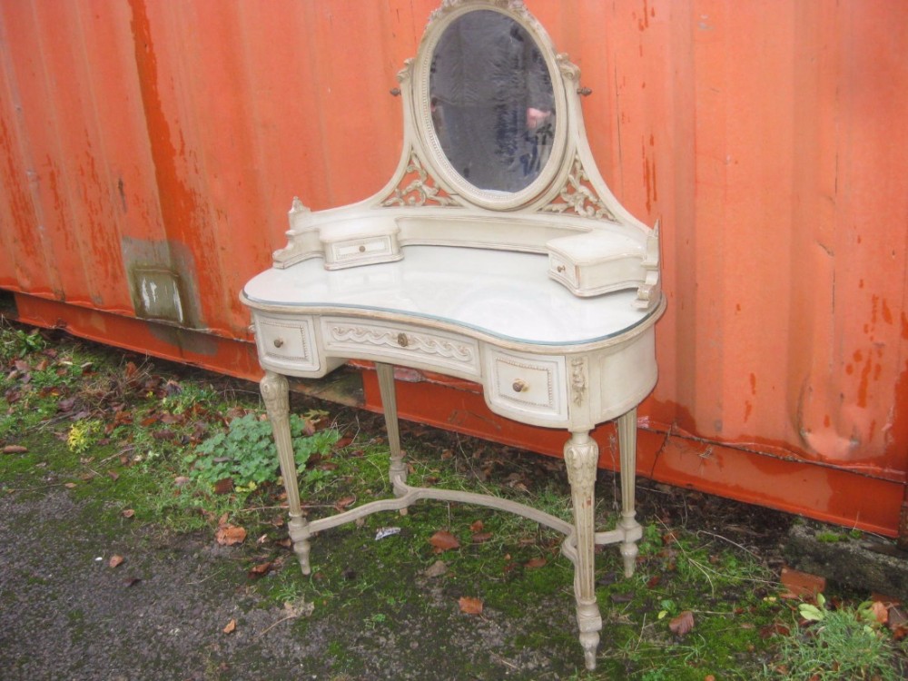 French Dressing Table