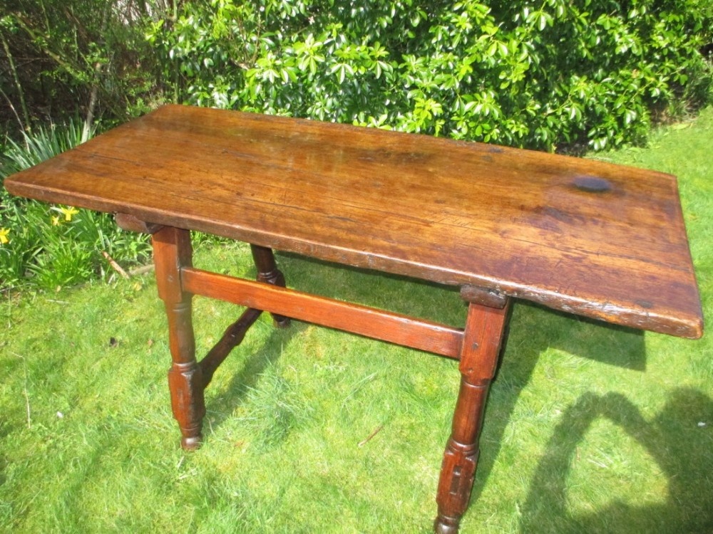 17th Century Spanish Table