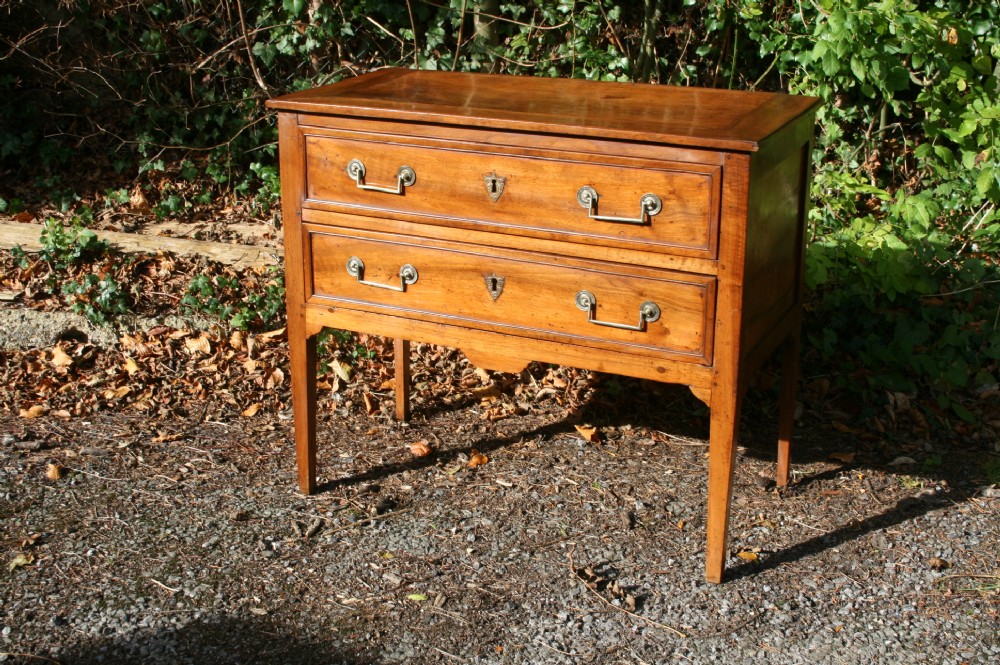 18th century period walnut commode 