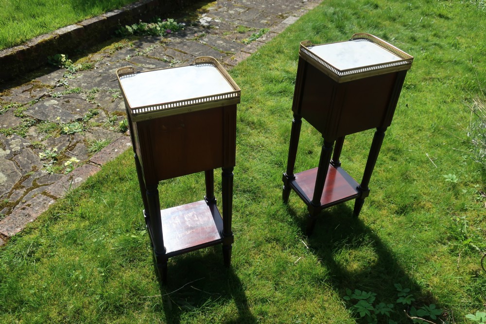 Pair of small mahogany bedside tables View VI