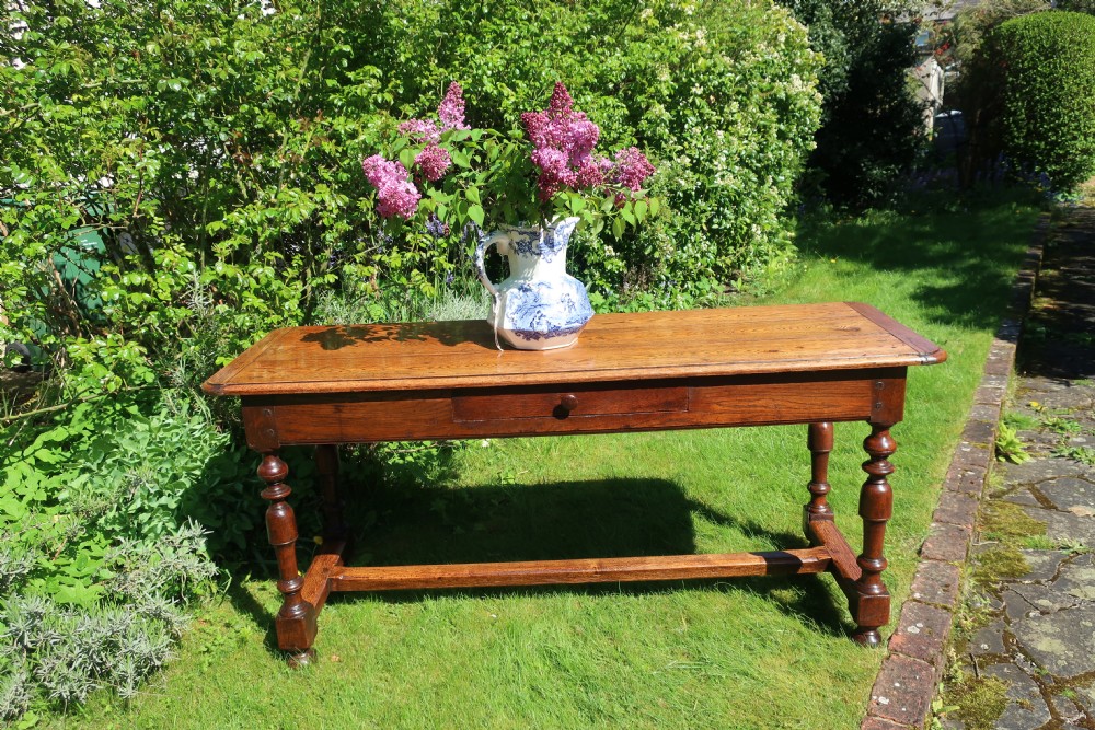 Oak serving or side table View V