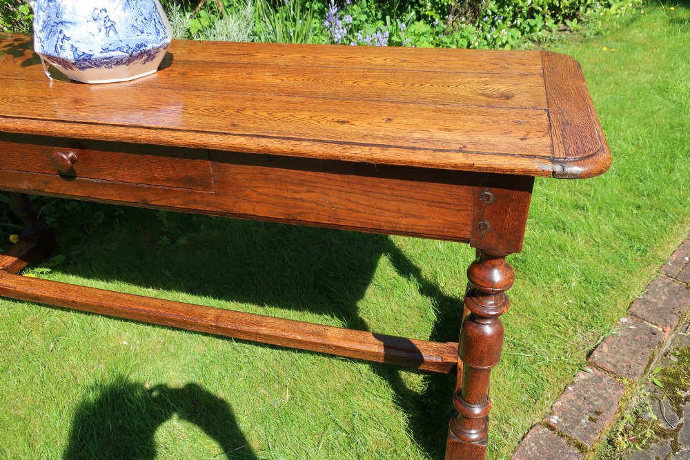 Oak serving or side table View VI