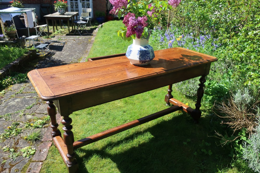 Oak serving or side table View IX