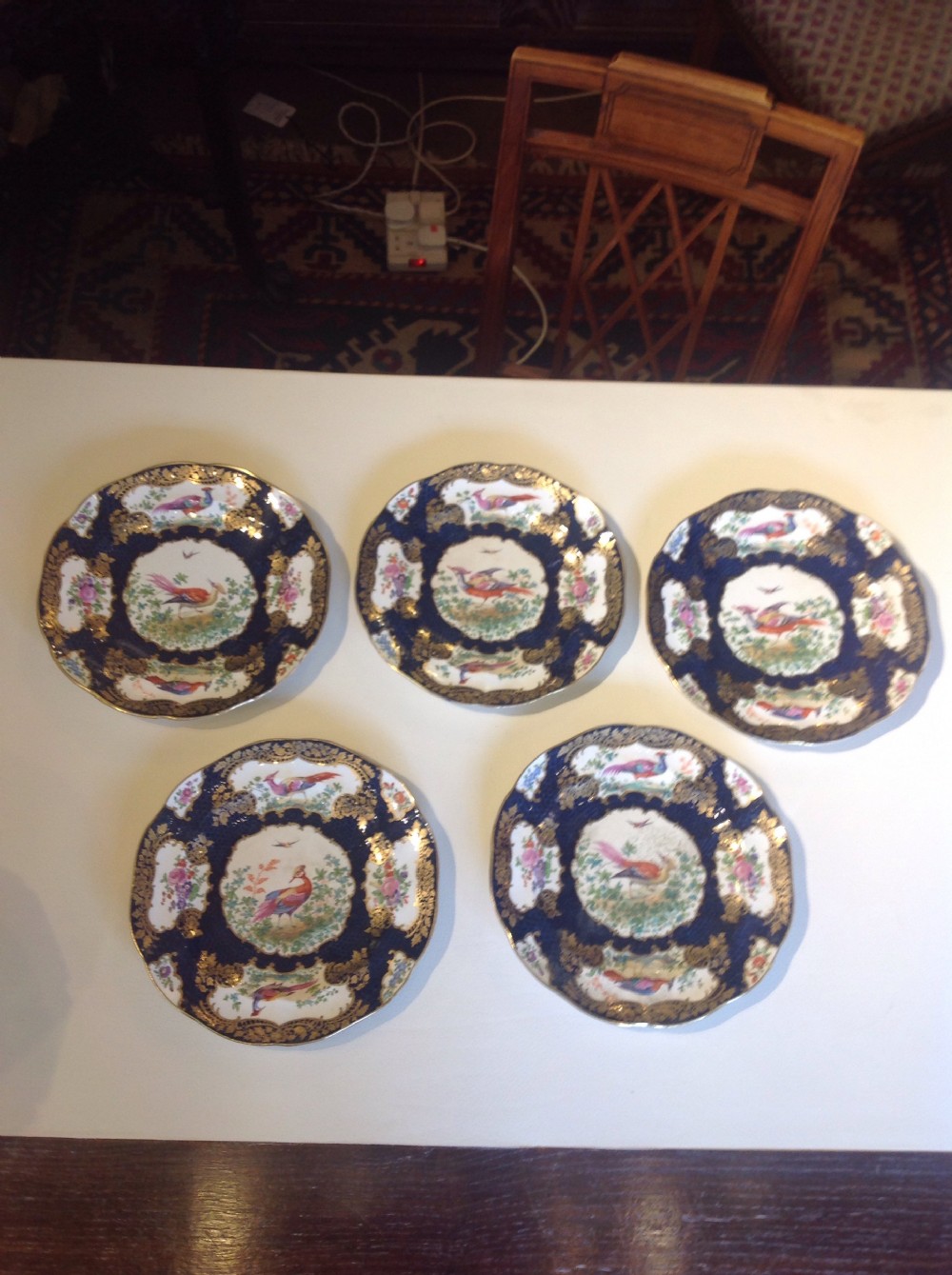 Set of 5 porcelain plates