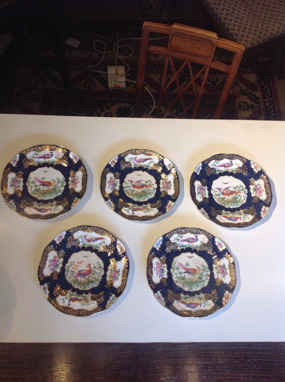 Set of 5 porcelain plates View II