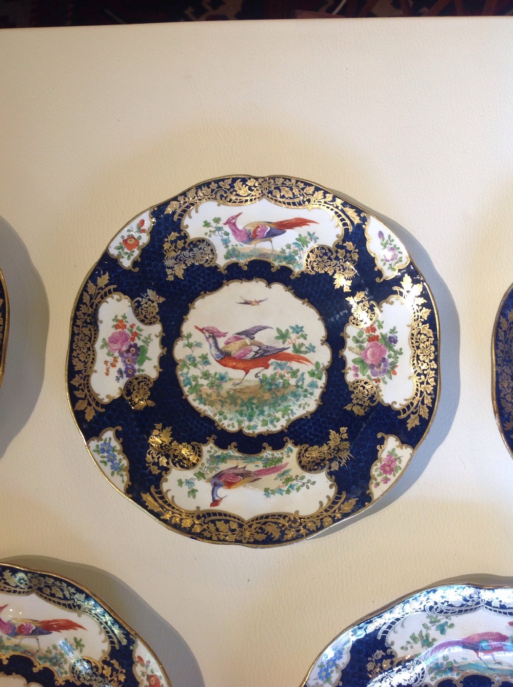 Set of 5 porcelain plates View V