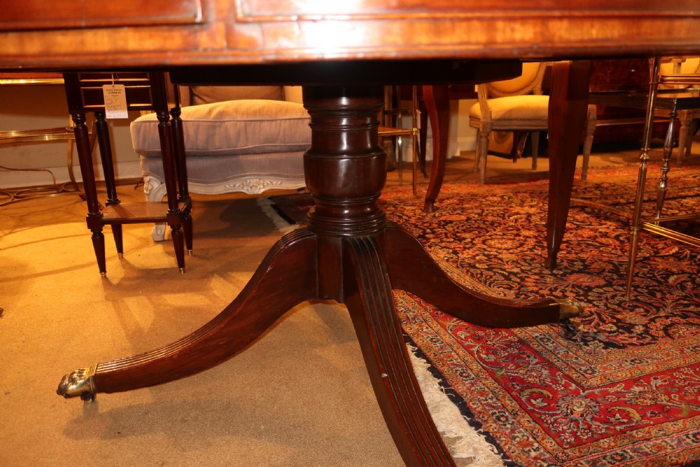 18th Century Mahogany drum table View VI