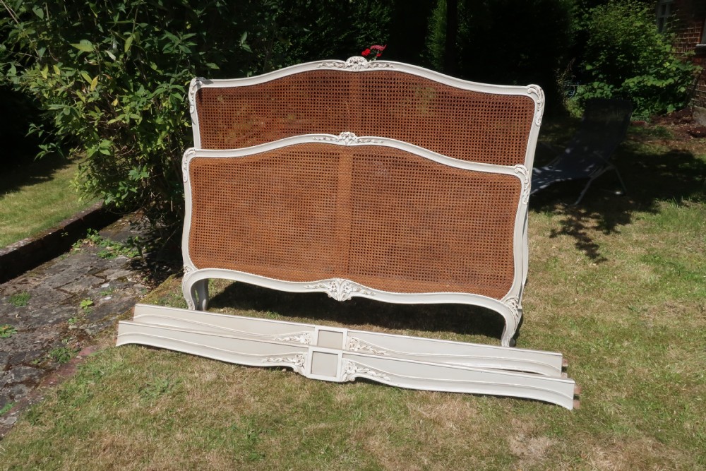 Kingsize painted cane bed View III