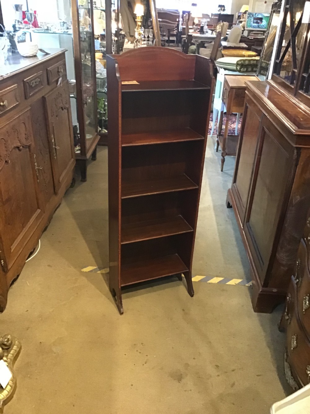 Small mahogany open bookcase View III