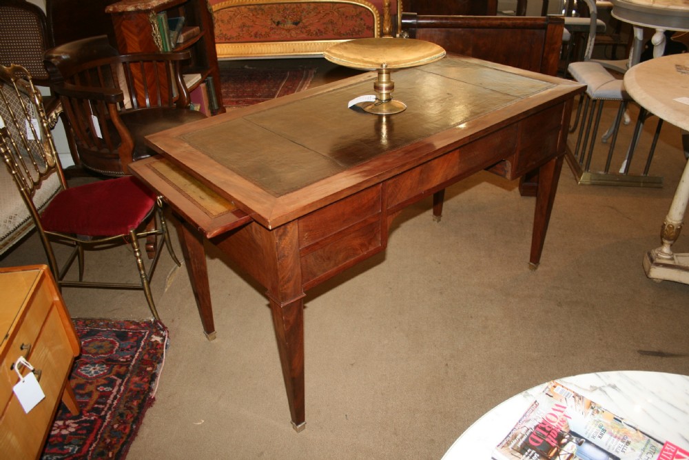 19th century french writing table  View IV