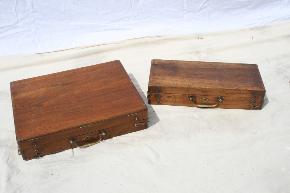 two french artists boxes  View III