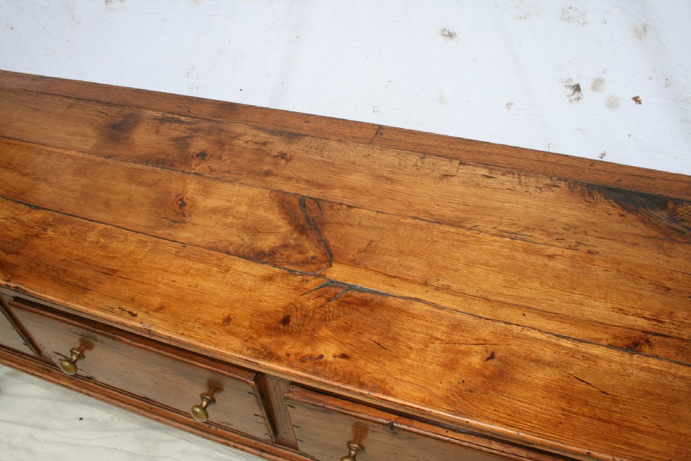 18th century English oak dresser base View VI