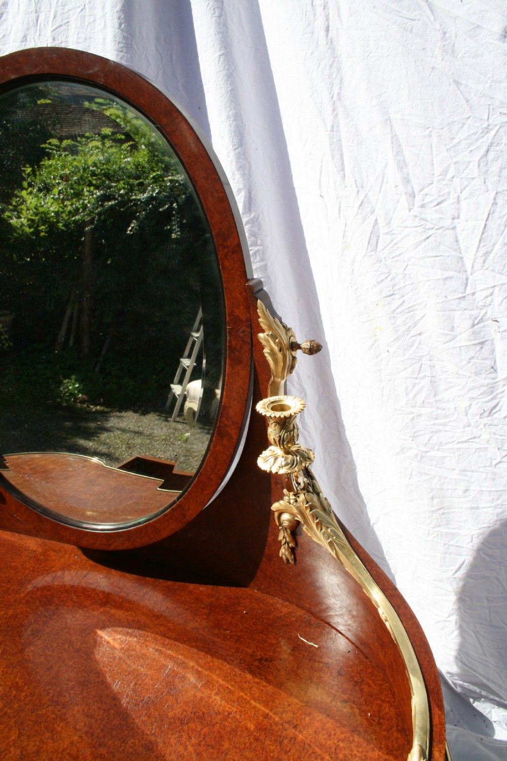 superb french dressing table in amboyna burr wood  View VII