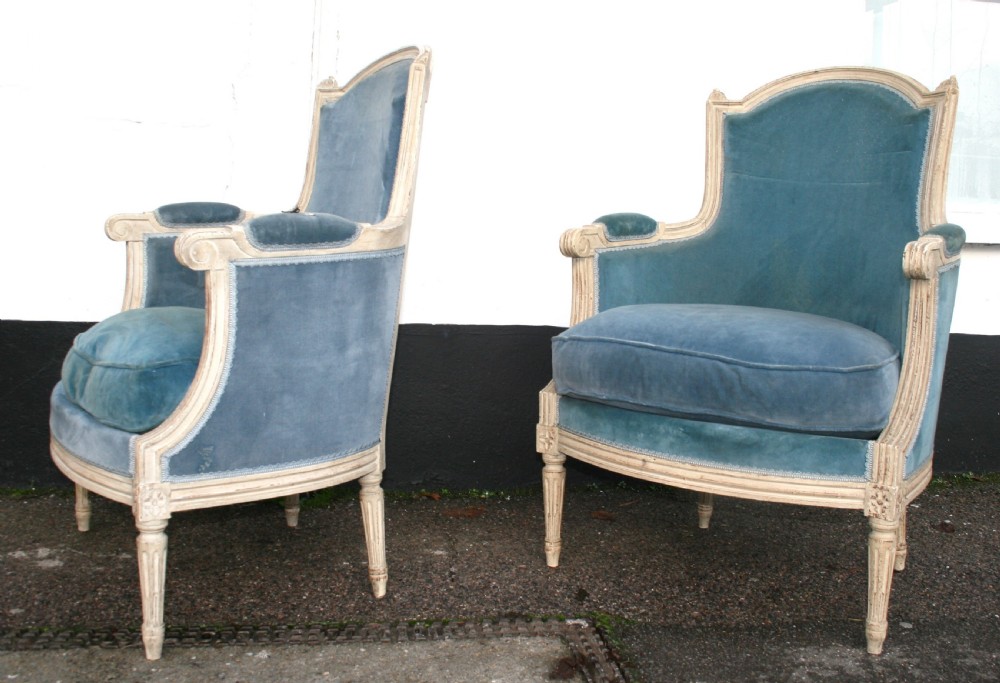pair of french louis16 style in original paint  View II